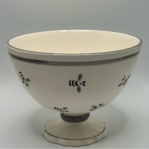 Matceramica Honey Bee Pattern Footed Bowl